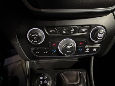 2022 Jeep Cherokee Trailhawk 4x4