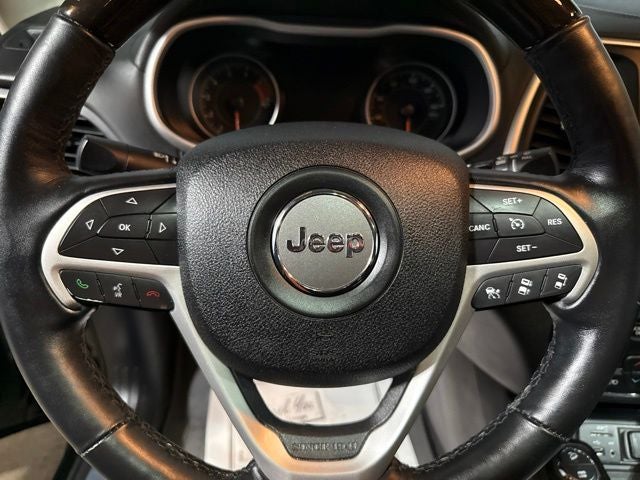 2017 Jeep Cherokee Overland