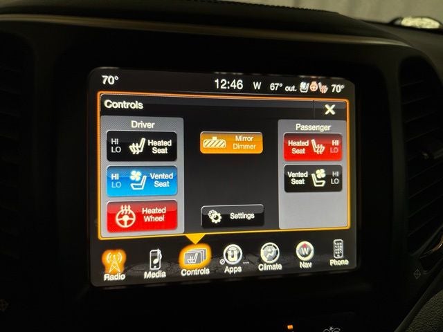 2017 Jeep Cherokee Overland