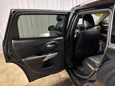 2017 Jeep Cherokee Overland