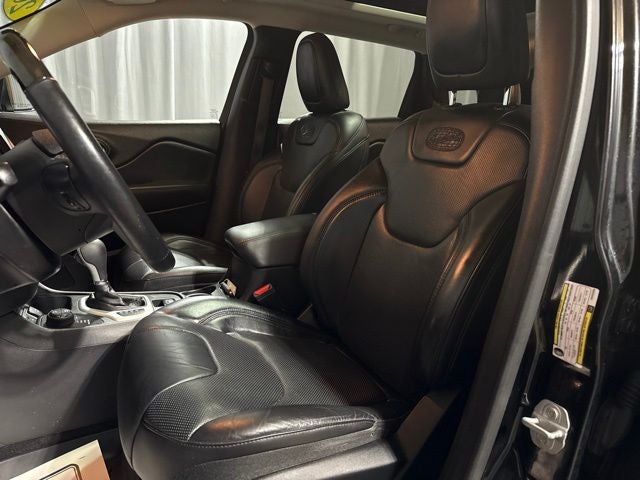 2017 Jeep Cherokee Overland