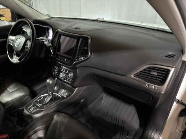 2021 Jeep Cherokee Latitude Lux 4X4