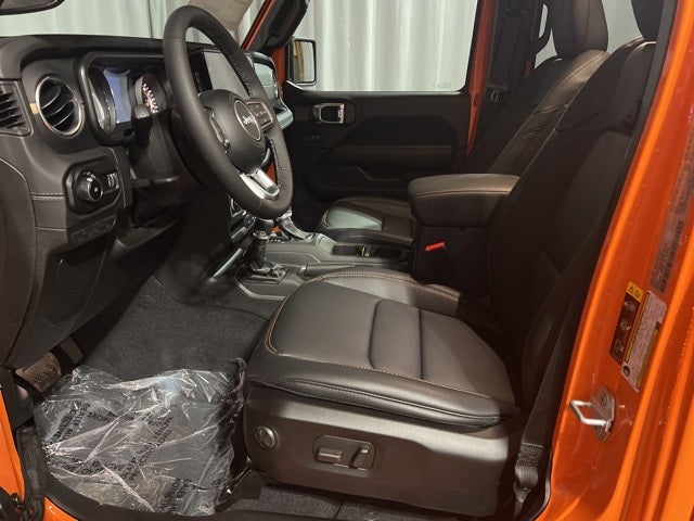 2025 Jeep Wrangler WRANGLER 4-DOOR SAHARA