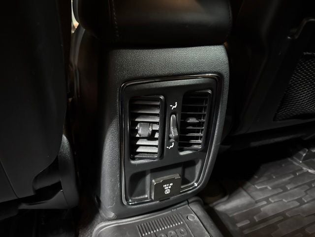 2019 Jeep Grand Cherokee Altitude 4x4
