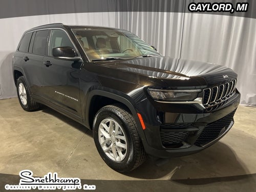 2025 Jeep Grand Cherokee GRAND CHEROKEE LAREDO X 4X4