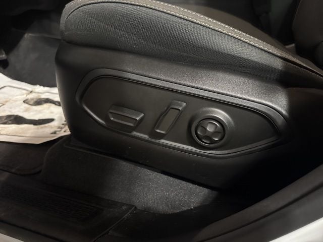 2025 Jeep Grand Cherokee Laredo 4x4