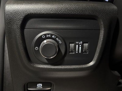 2025 Jeep Grand Cherokee Laredo 4x4