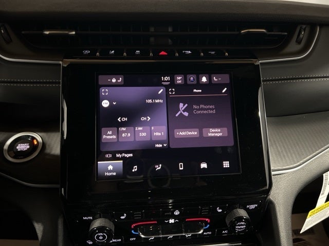 2025 Jeep Grand Cherokee GRAND CHEROKEE LAREDO X 4X4