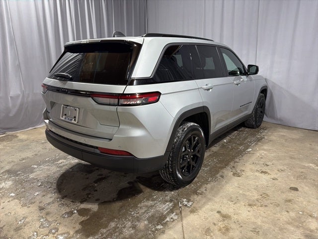 2026 Jeep Grand Cherokee GRAND CHEROKEE LAREDO ALTITUDE 4X4