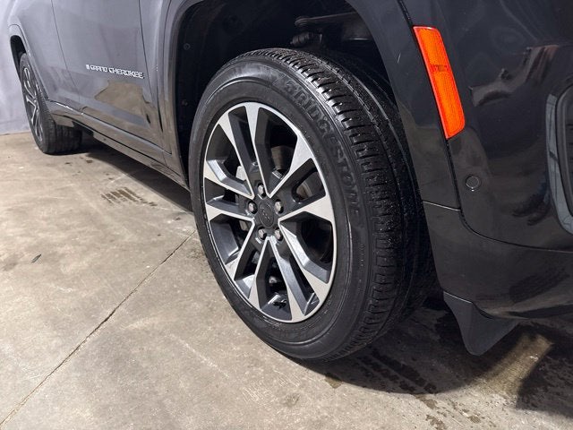 2023 Jeep Grand Cherokee Overland 4x4