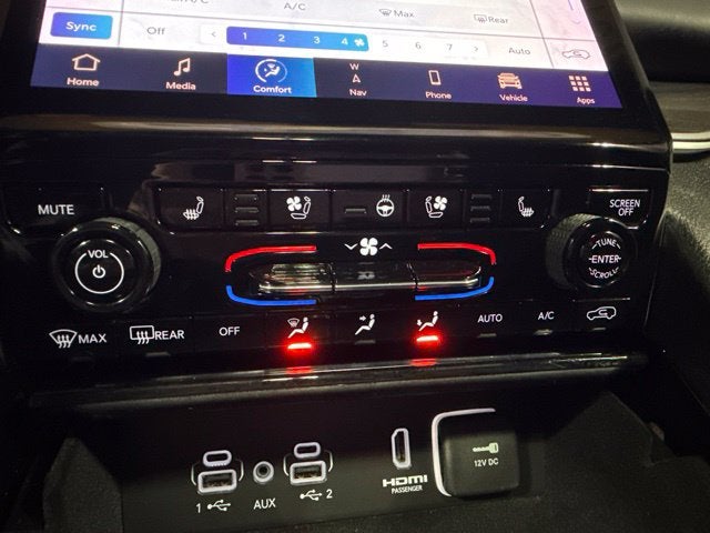 2023 Jeep Grand Cherokee Overland 4x4
