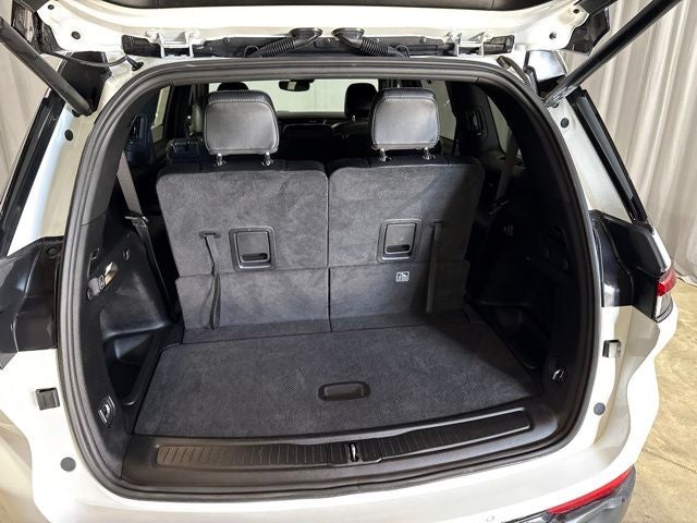 2022 Jeep Grand Cherokee L Altitude 4x4
