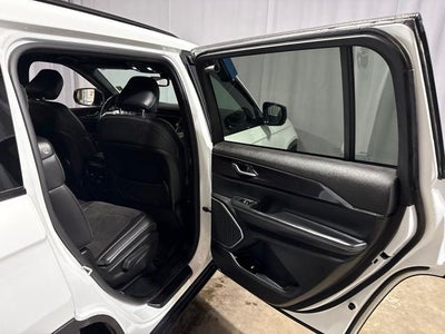 2022 Jeep Grand Cherokee L Altitude 4x4