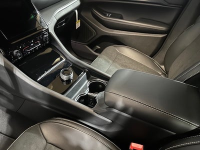 2024 Jeep Grand Cherokee GRAND CHEROKEE L ALTITUDE 4X4