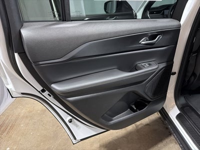 2025 Jeep Grand Cherokee GRAND CHEROKEE L ALTITUDE 4X4