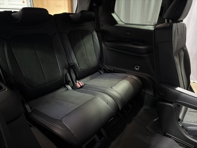 2025 Jeep Grand Cherokee GRAND CHEROKEE L ALTITUDE 4X4