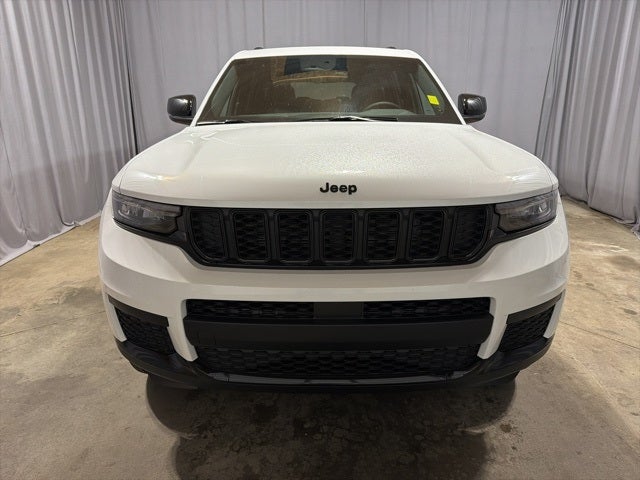 2025 Jeep Grand Cherokee GRAND CHEROKEE L ALTITUDE 4X4