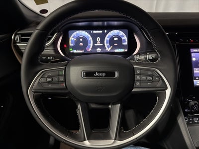 2025 Jeep Grand Cherokee GRAND CHEROKEE L ALTITUDE 4X4