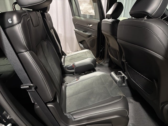 2025 Jeep Grand Cherokee GRAND CHEROKEE L ALTITUDE 4X4