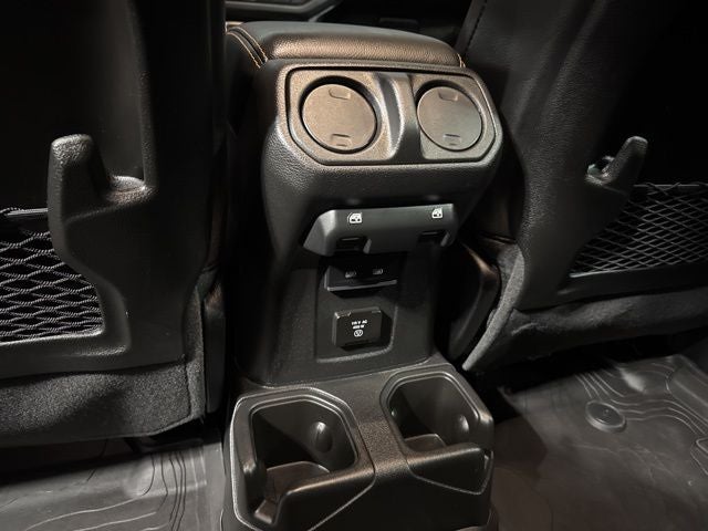 2025 Jeep Gladiator High Tide