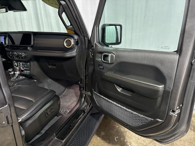 2025 Jeep Gladiator High Tide