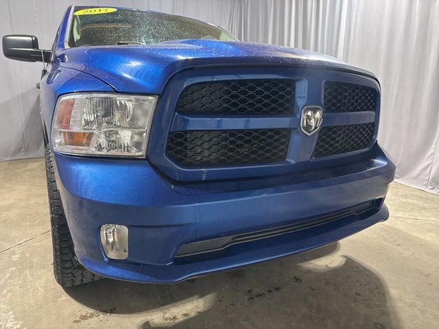 2017 RAM 1500 Express Crew Cab 4x4 5'7' Box