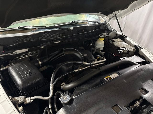 2018 RAM 1500 Big Horn Crew Cab 4x4 5'7' Box