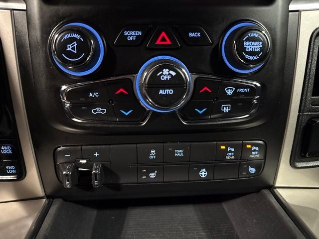 2017 RAM 1500 SLT