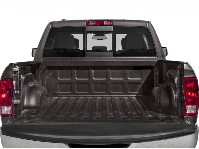 2017 RAM 1500 Big Horn Crew Cab 4x4 6'4' Box