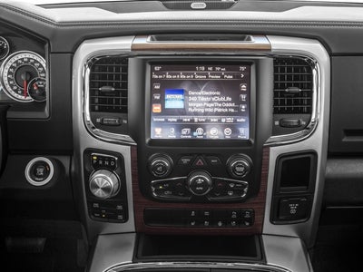 2017 RAM 1500 Laramie Crew Cab 4x4 6'4' Box
