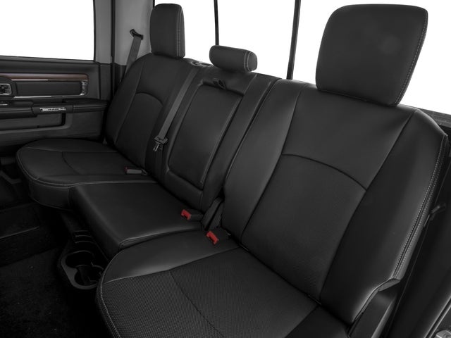 2017 RAM 1500 Laramie Crew Cab 4x4 6'4' Box