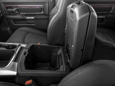 2017 RAM 1500 Laramie Crew Cab 4x4 6'4' Box