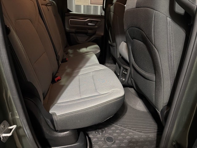 2021 RAM 1500 Big Horn Quad Cab 4x4 6'4' Box