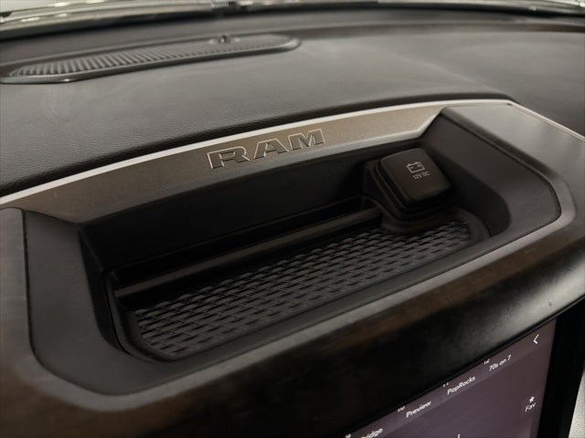 2021 RAM 1500 Big Horn Quad Cab 4x4 6'4' Box