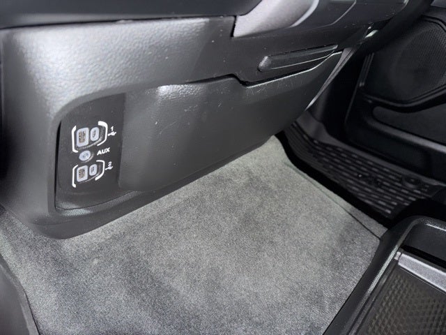 2021 RAM 1500 Big Horn Quad Cab 4x4 6'4' Box