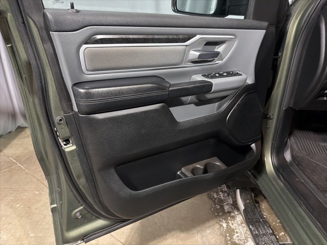 2021 RAM 1500 Big Horn Quad Cab 4x4 6'4' Box