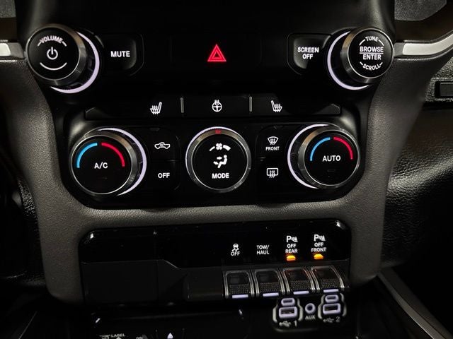 2019 RAM 1500 Big Horn/Lone Star Crew Cab 4x4 5'7' Box