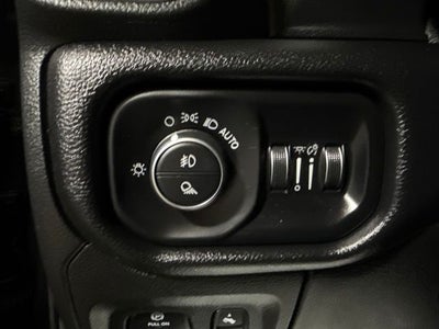 2019 RAM 1500 Big Horn/Lone Star Crew Cab 4x4 5'7' Box