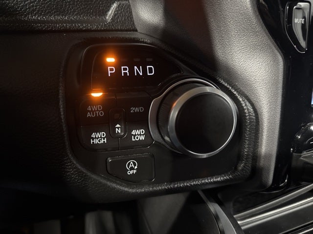 2023 RAM 1500 Big Horn Crew Cab 4x4 5'7' Box