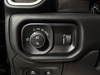 2023 RAM 1500 Big Horn Crew Cab 4x4 5'7' Box