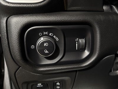 2023 RAM 1500 Big Horn Crew Cab 4x4 5'7' Box