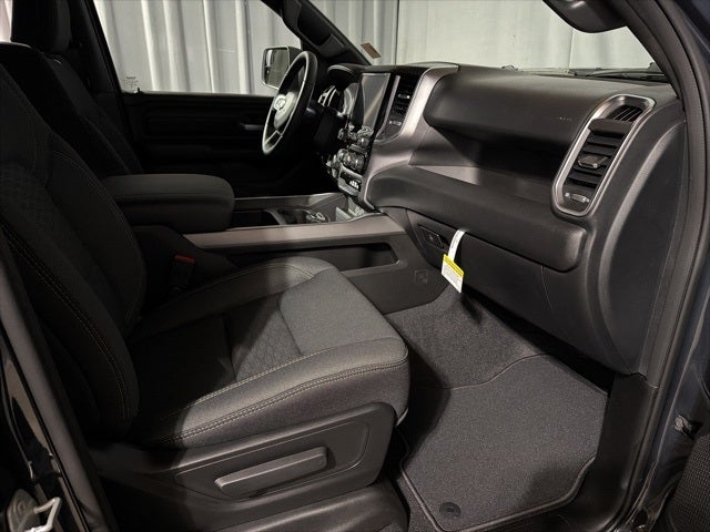 2025 RAM 1500 Tradesman Crew Cab 4x4 5'7' Box