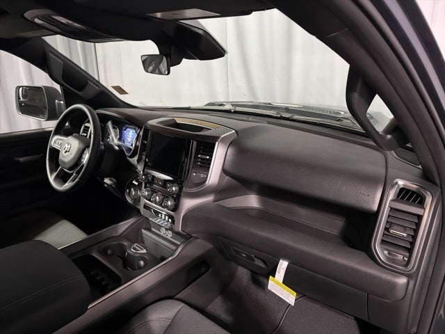 2025 RAM 1500 Tradesman Crew Cab 4x4 5'7' Box