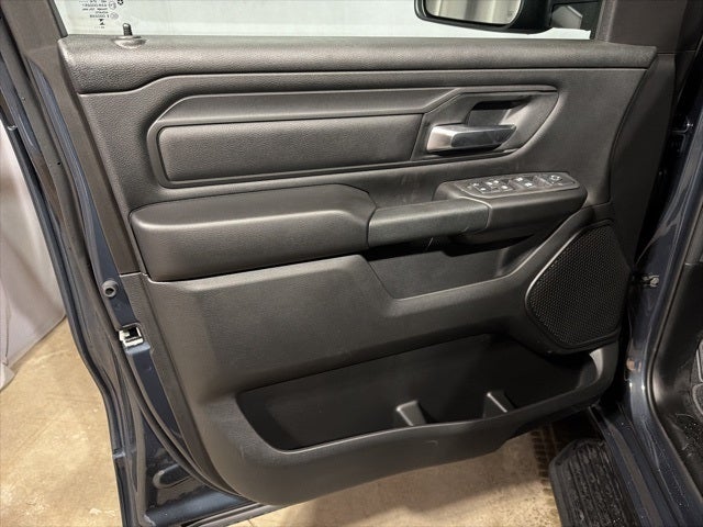 2025 RAM 1500 Tradesman Crew Cab 4x4 5'7' Box