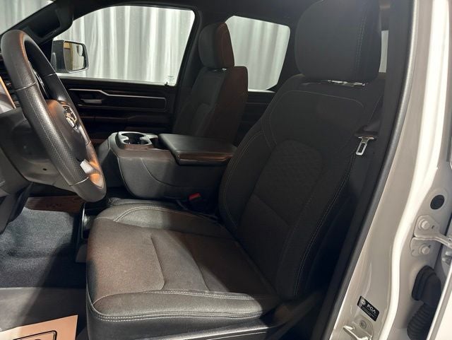2025 RAM 1500 Big Horn Crew Cab 4x4 6'4' Box