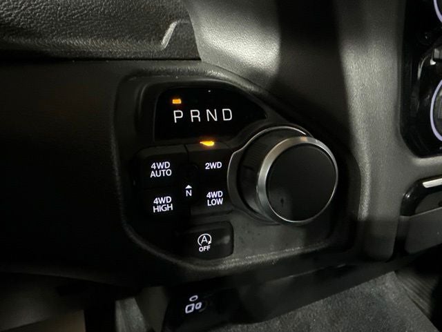 2025 RAM 1500 Big Horn Crew Cab 4x4 6'4' Box