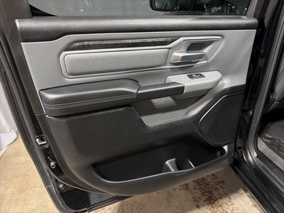 2020 RAM 1500 Big Horn Crew Cab 4x4 5'7' Box