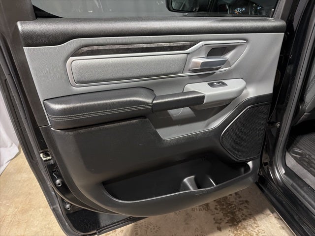 2020 RAM 1500 Big Horn Crew Cab 4x4 5'7' Box