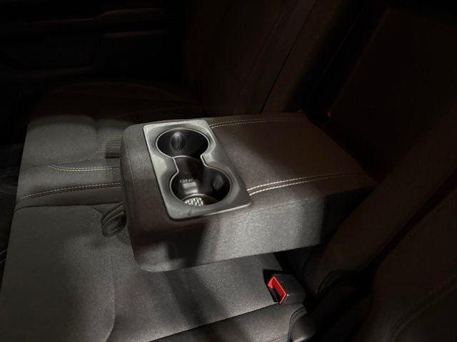 2020 RAM 1500 Big Horn Crew Cab 4x4 5'7' Box