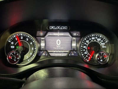 2020 RAM 1500 Big Horn Crew Cab 4x4 5'7' Box